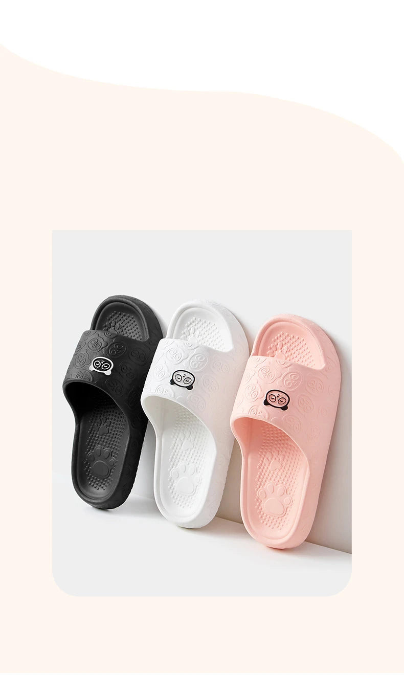 Süße Damen-Badeslipper mit Bärenmotiv | Slip&Smile