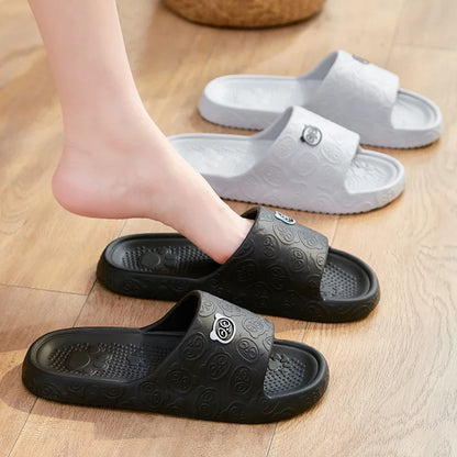 Süße Damen-Badeslipper mit Bärenmotiv | Slip&Smile